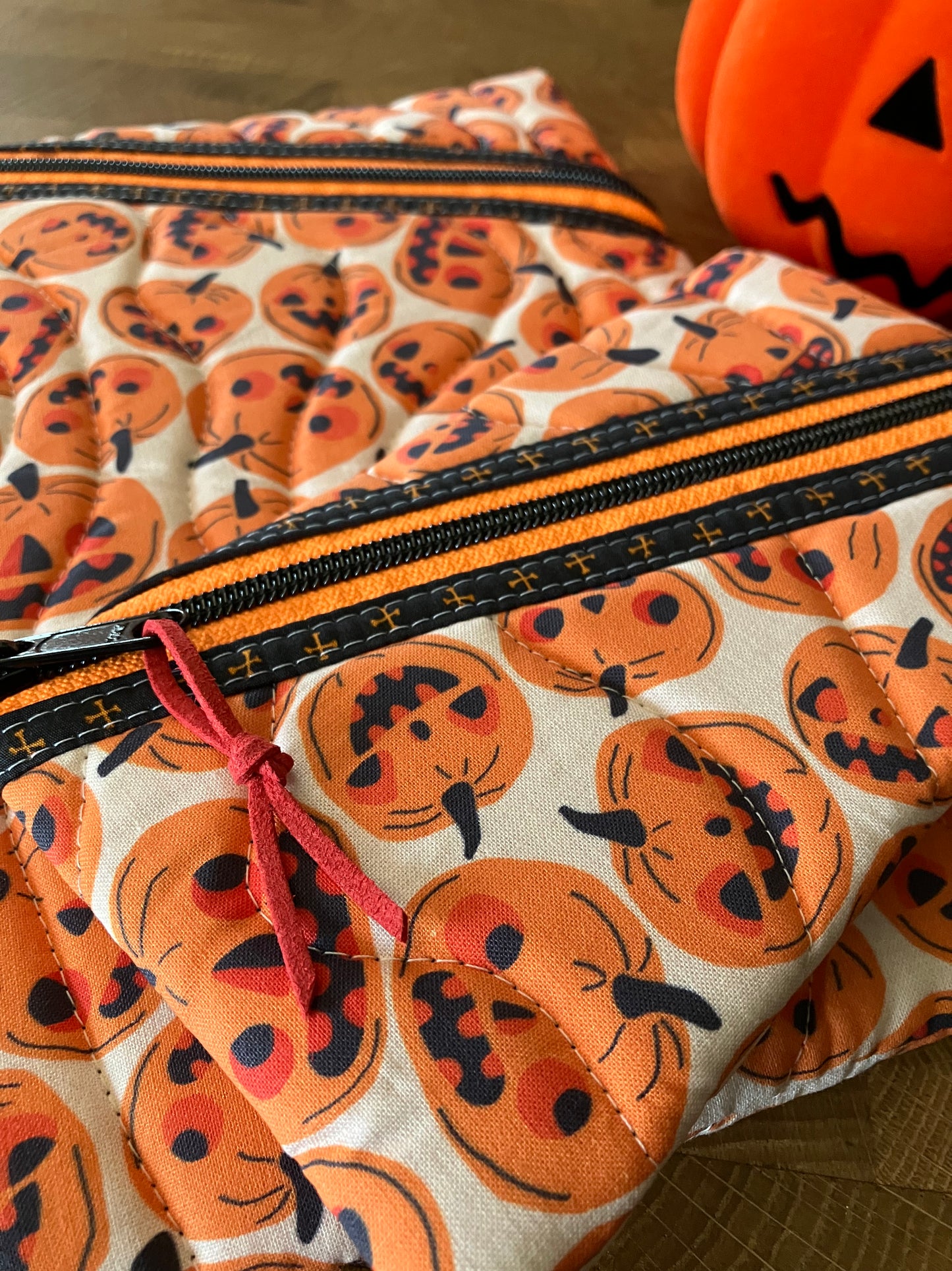Jack-O-Lantern Book Pouch Set