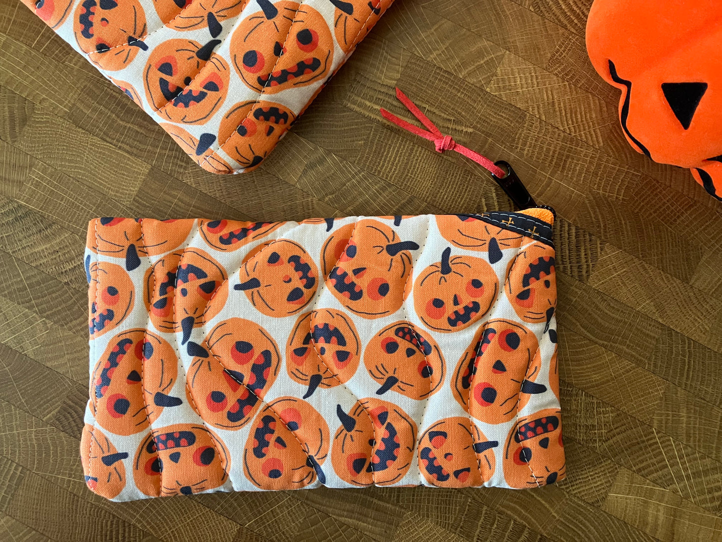 Jack-O-Lantern Book Pouch Set
