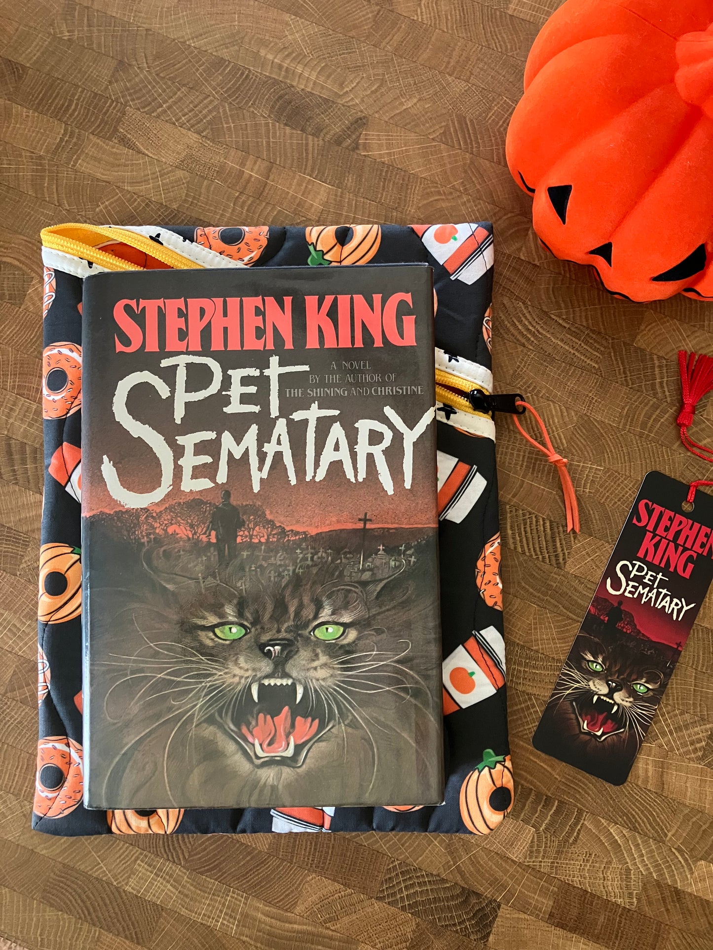 PUMPKIN SPICE BOOK POUCH