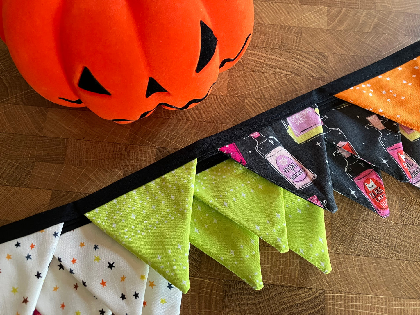 SPOOKY CUTE BITTY BANNER