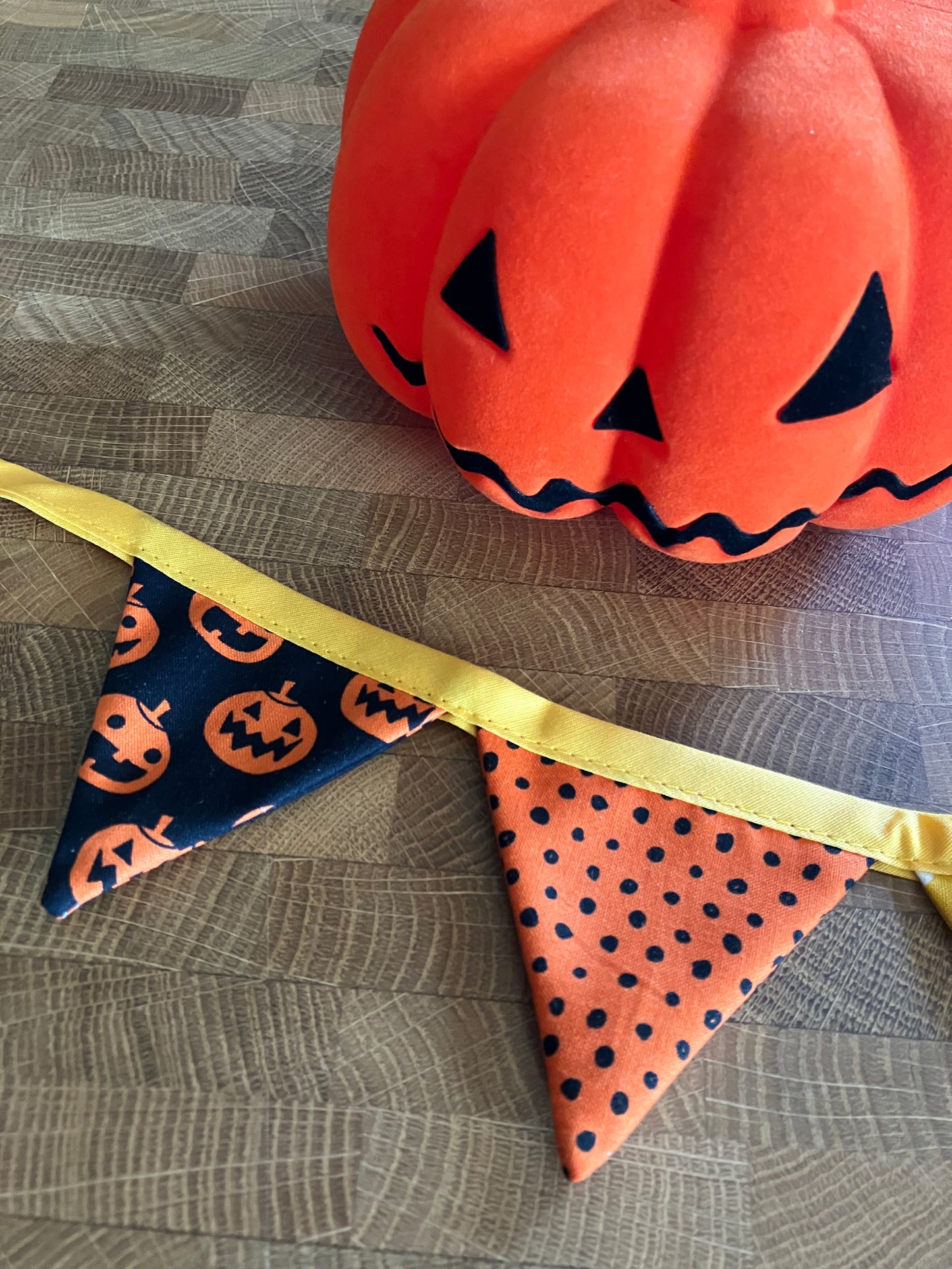 CANDY CORN VIBES BITTY BANNER