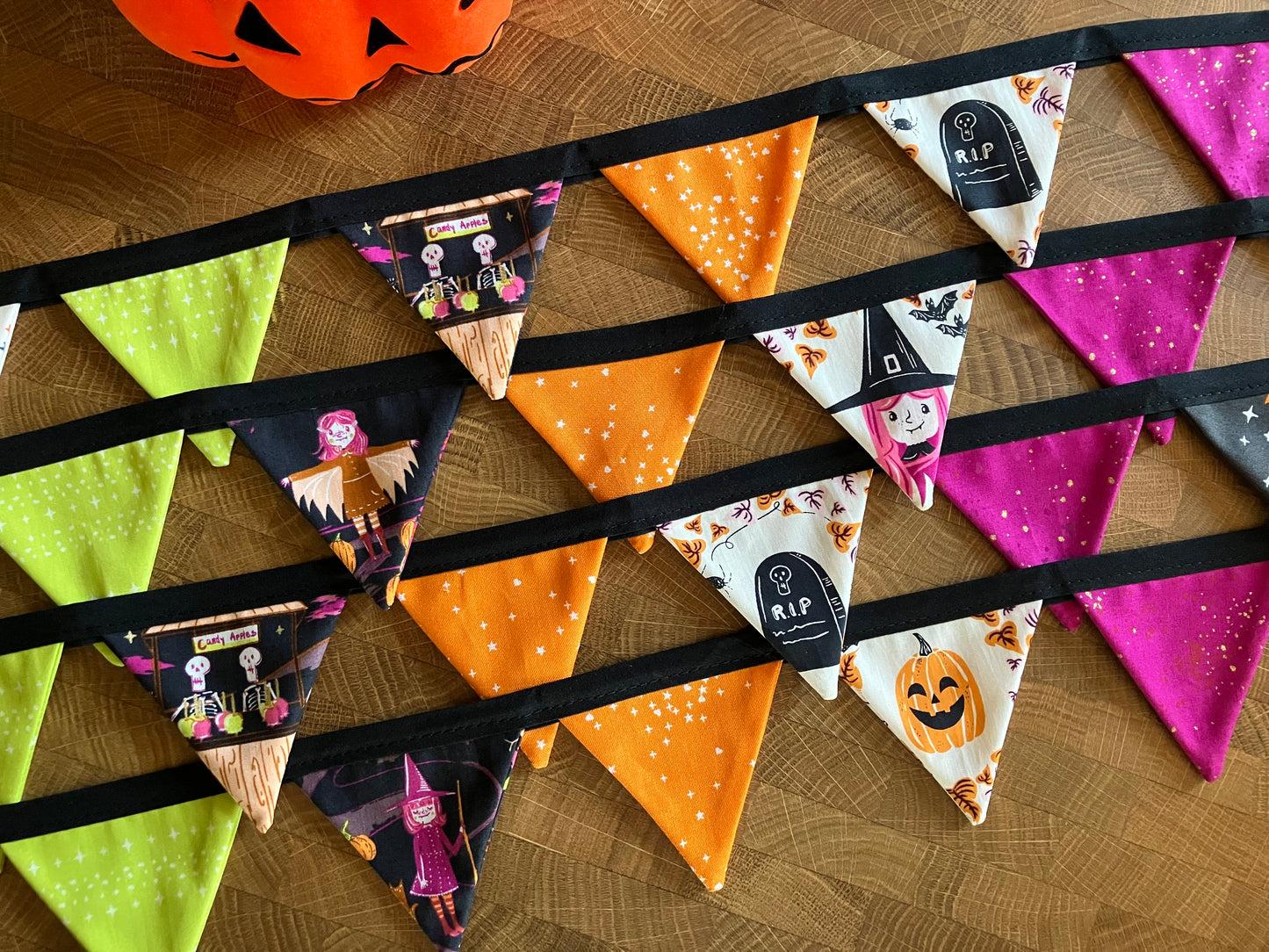 SPOOKY CUTE BITTY BANNER