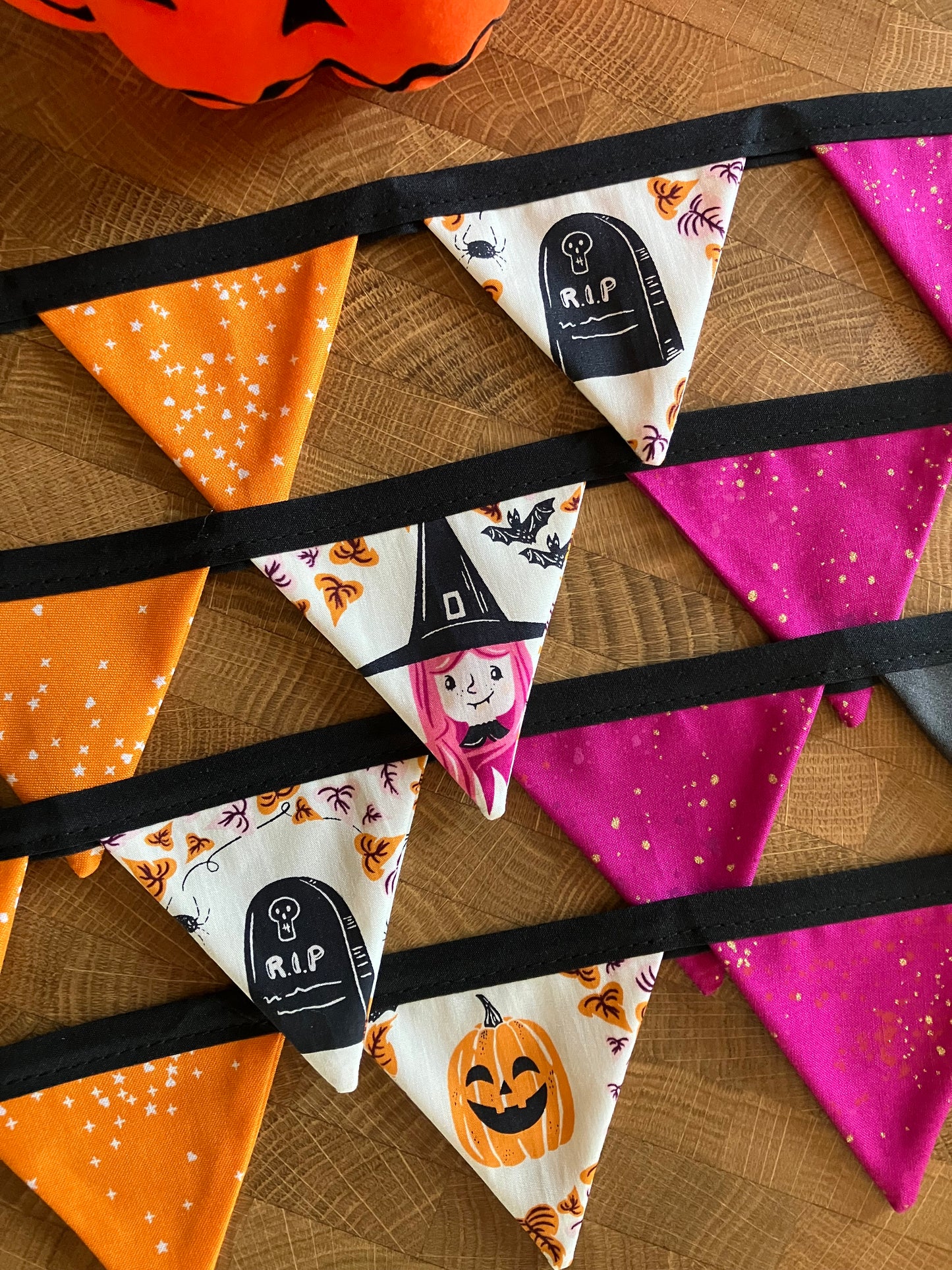SPOOKY CUTE BITTY BANNER