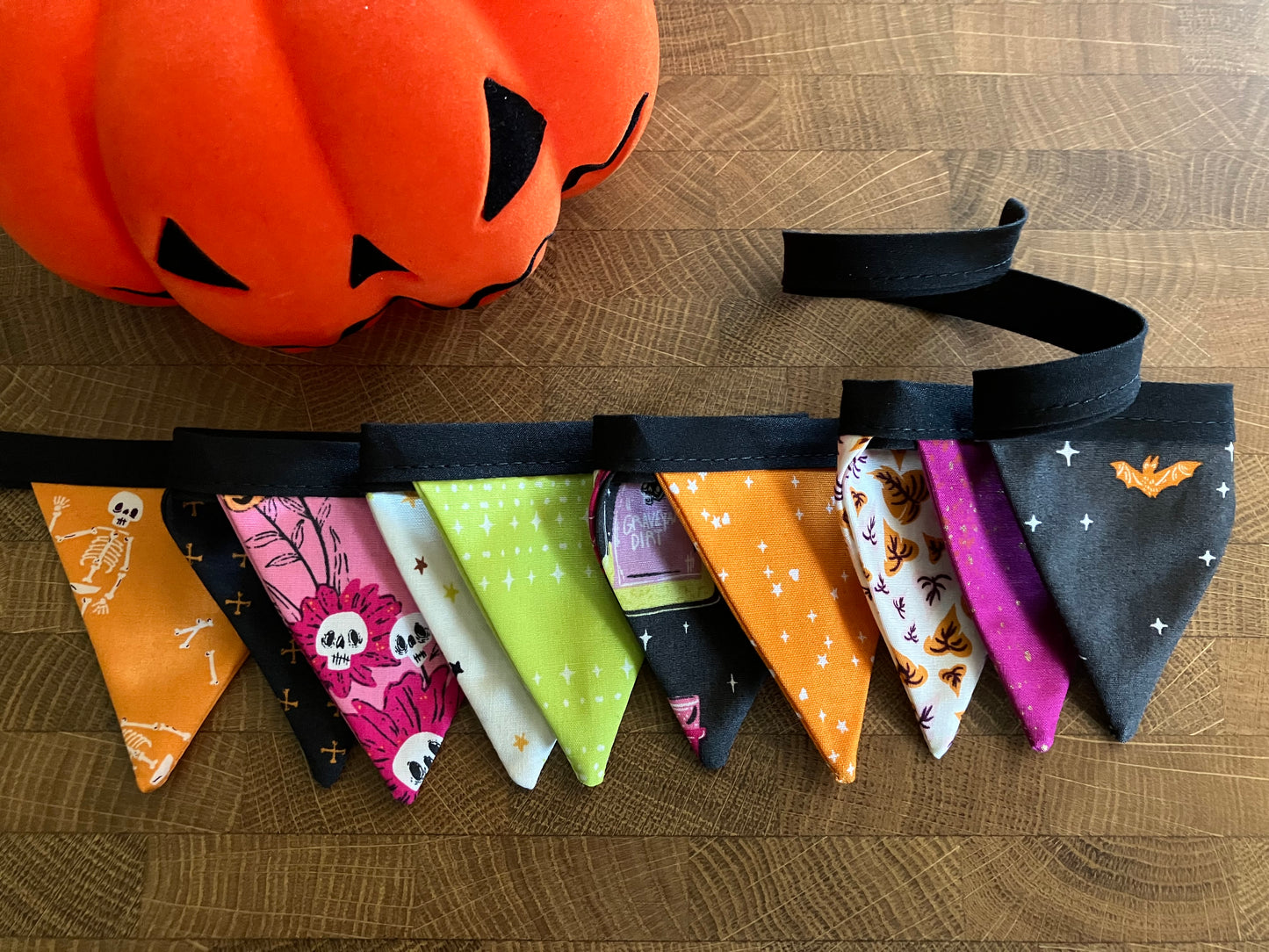 SPOOKY CUTE BITTY BANNER