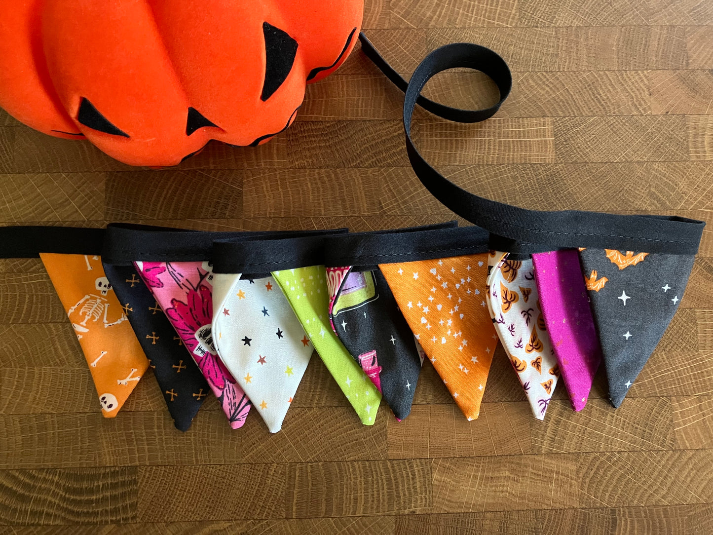 SPOOKY CUTE BITTY BANNER