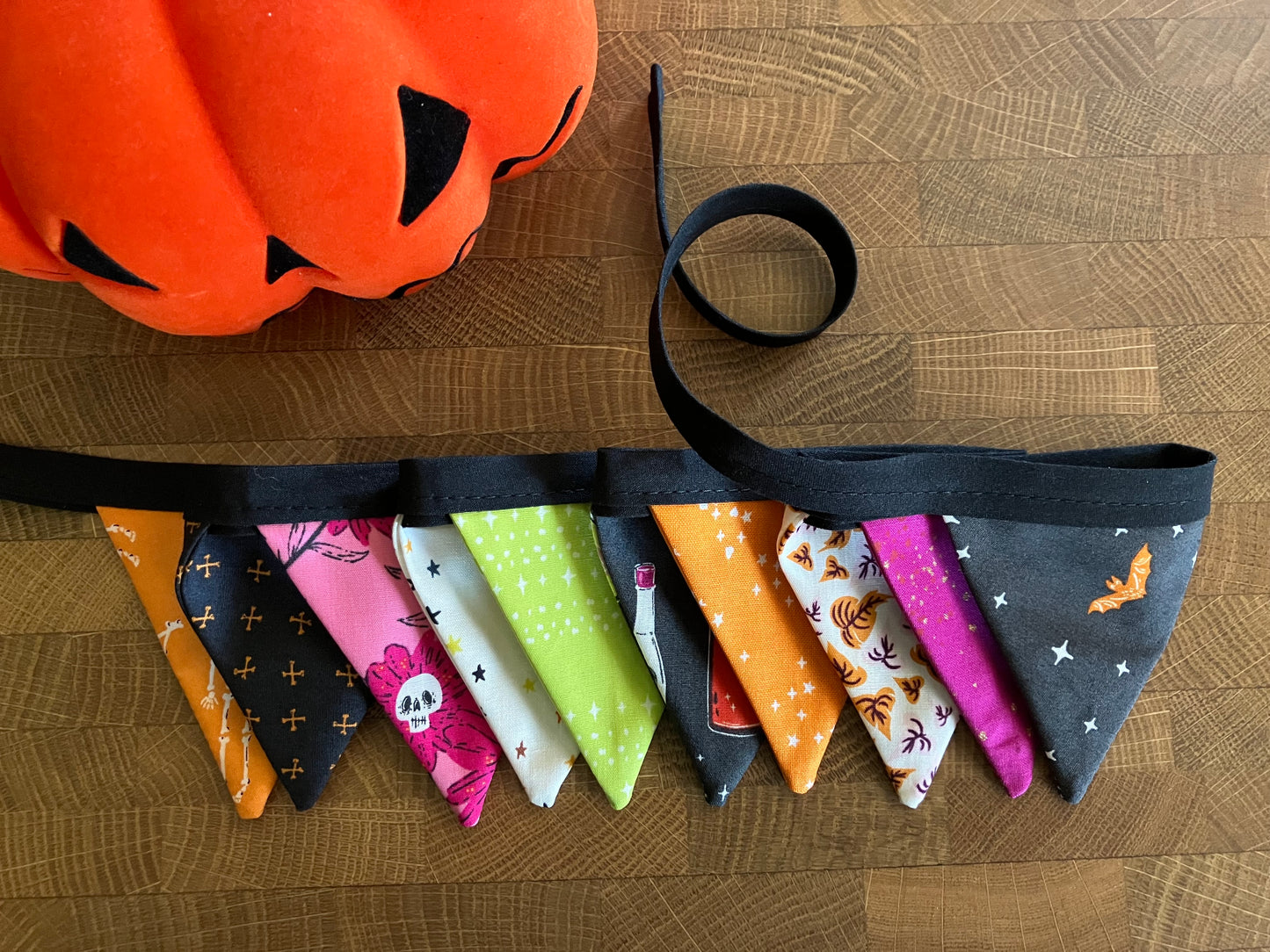 SPOOKY CUTE BITTY BANNER