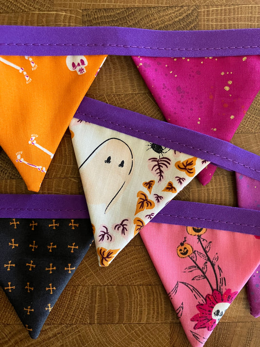 SPOOKY CUTE BITTY BANNER