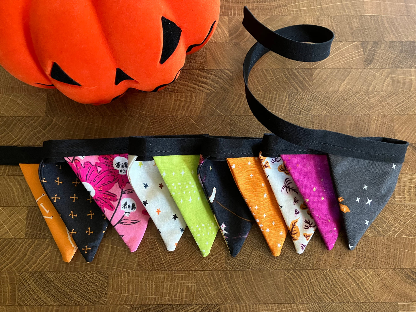 SPOOKY CUTE BITTY BANNER