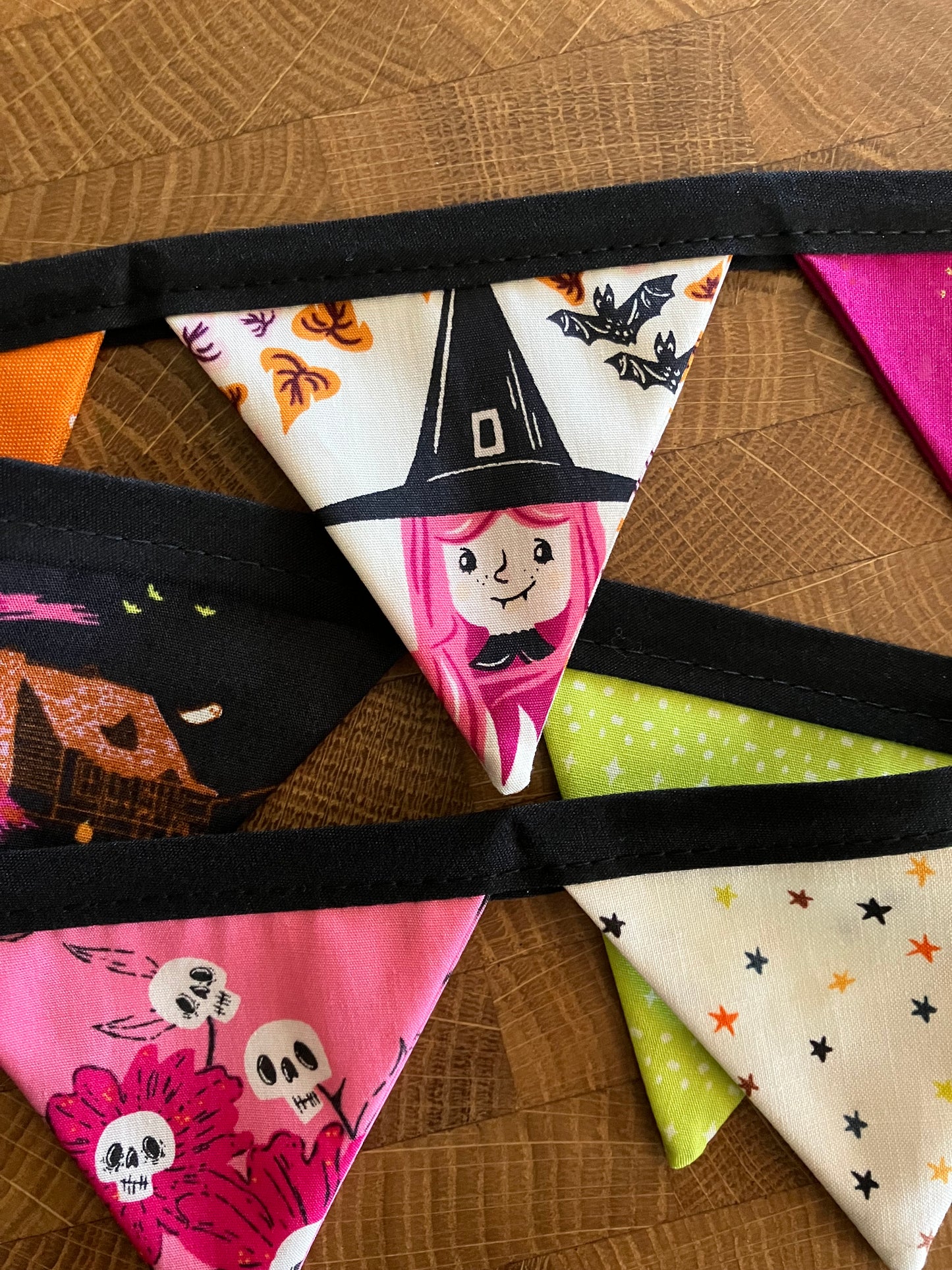 SPOOKY CUTE BITTY BANNER