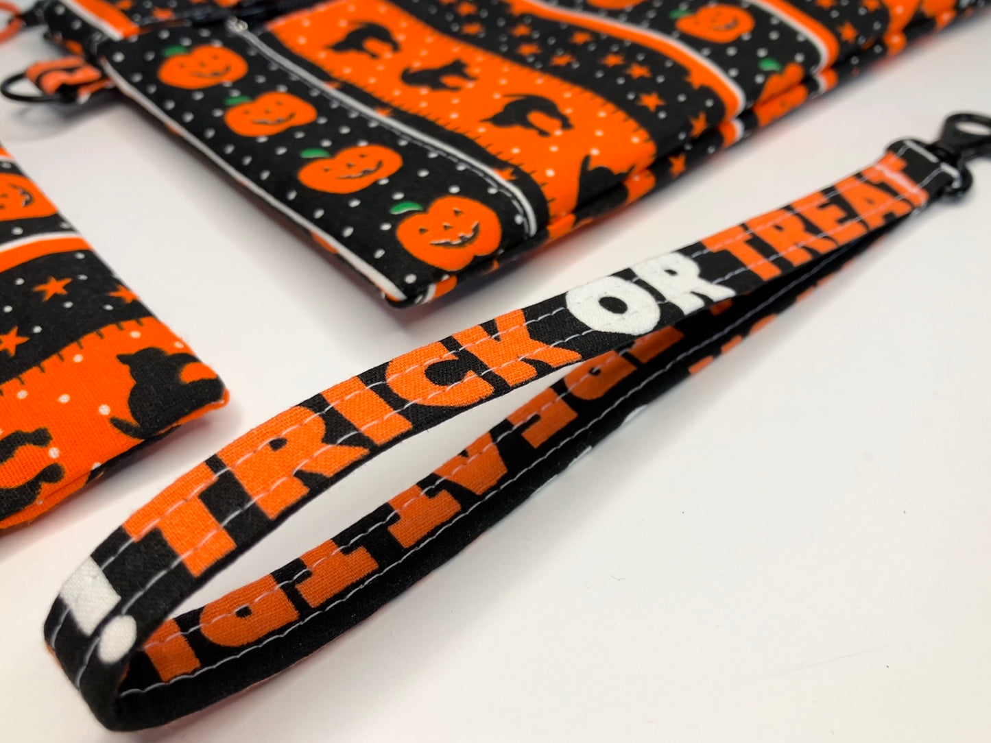 3-Piece Trick-or-Treat Wristlet Set