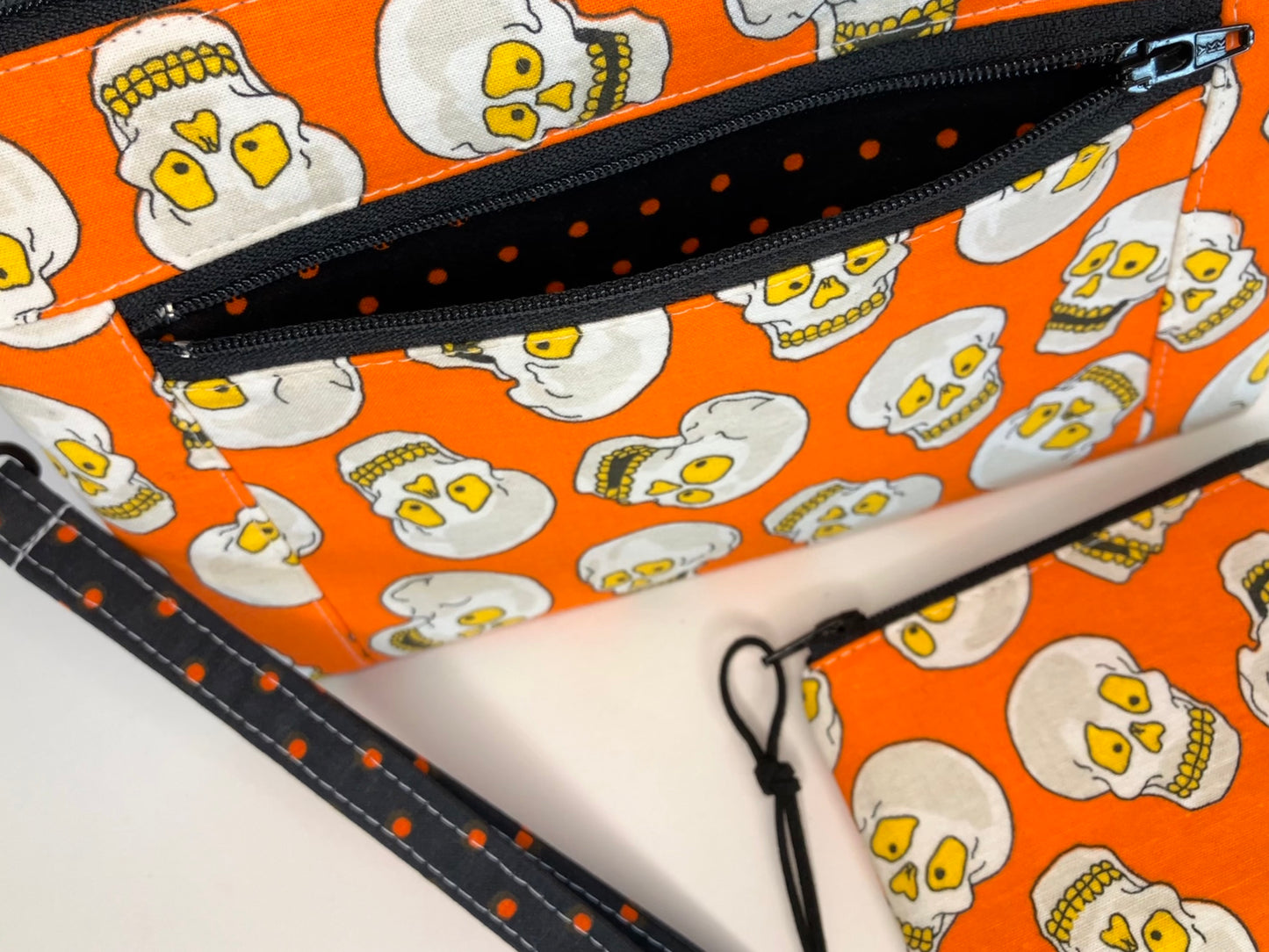 3-Piece Skull Wristlet Set