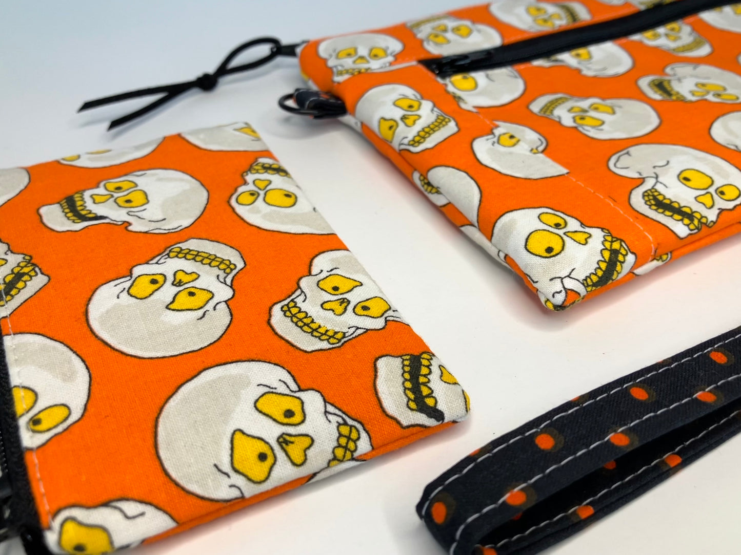 3-Piece Skull Wristlet Set