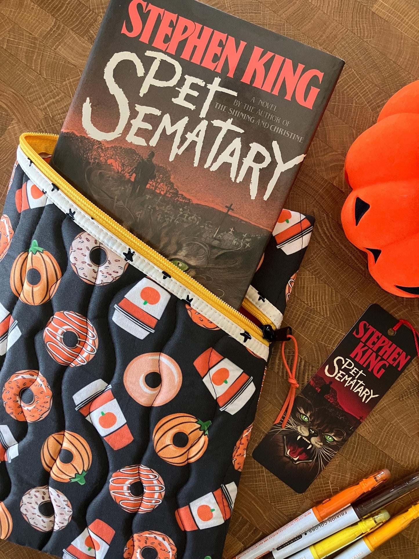 PUMPKIN SPICE BOOK POUCH