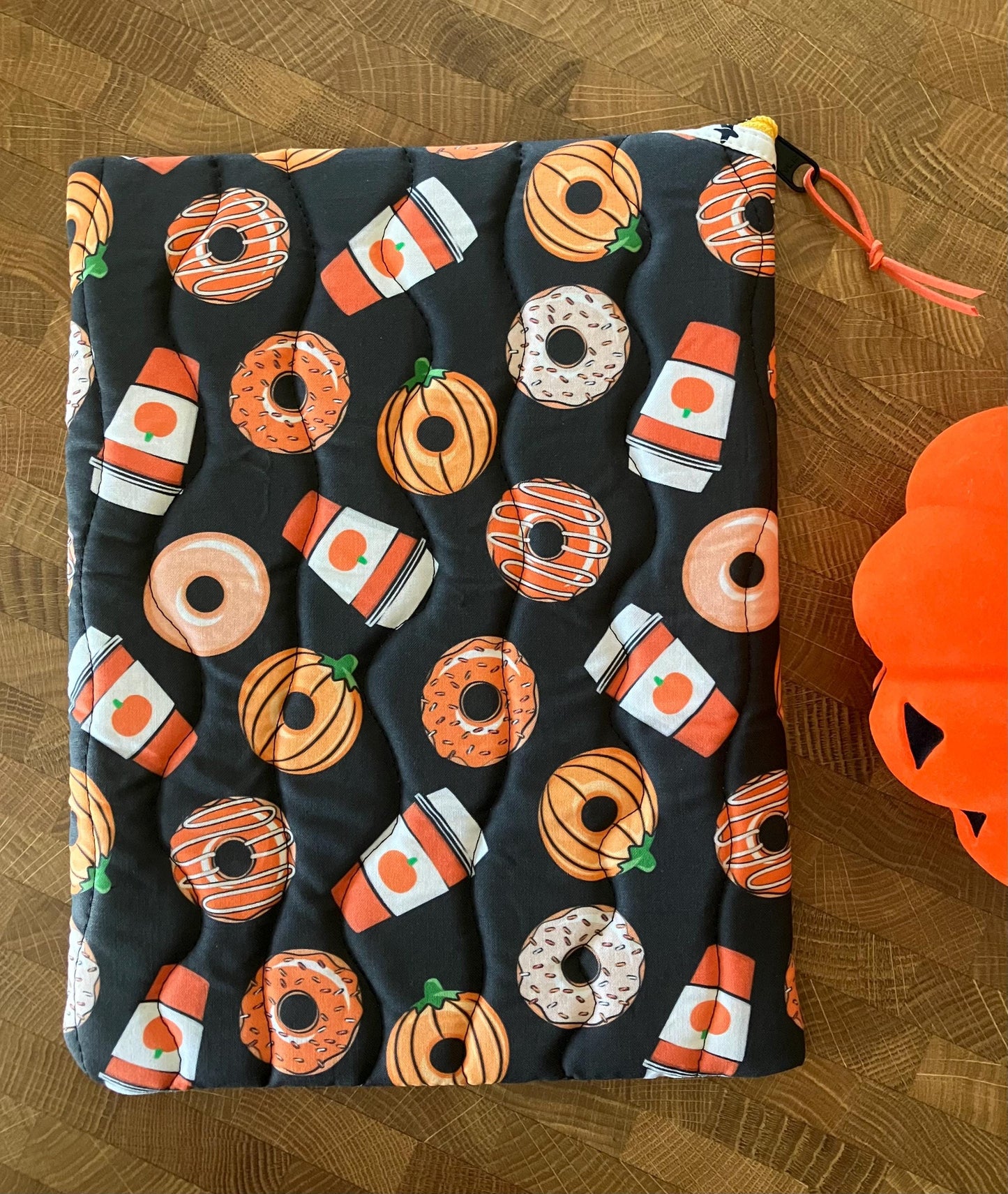 PUMPKIN SPICE BOOK POUCH