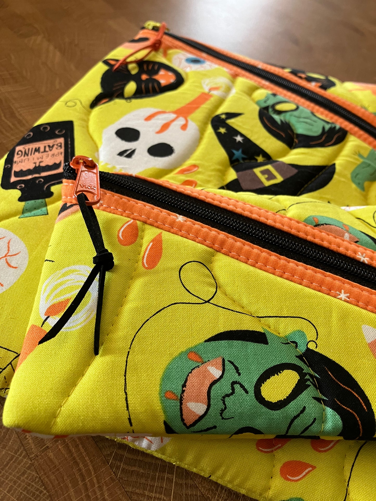 Halloween Book Pouch Set