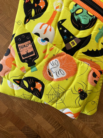 Halloween Book Pouch Set