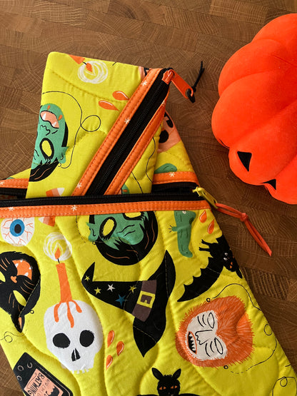 Halloween Book Pouch Set