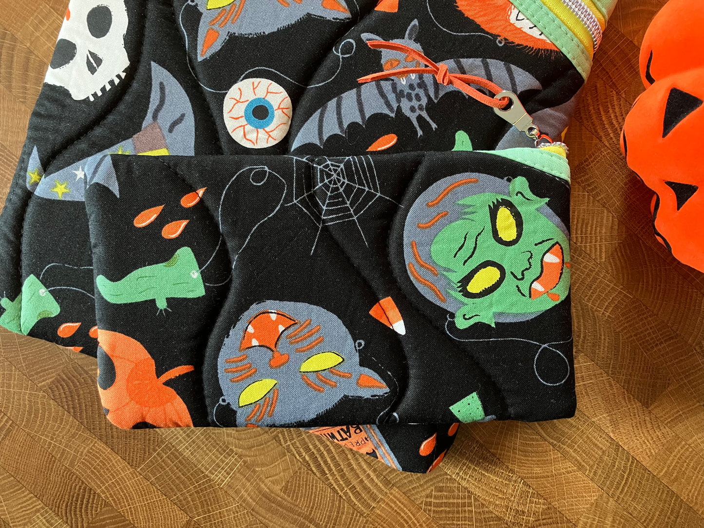 Halloween Book Pouch Set