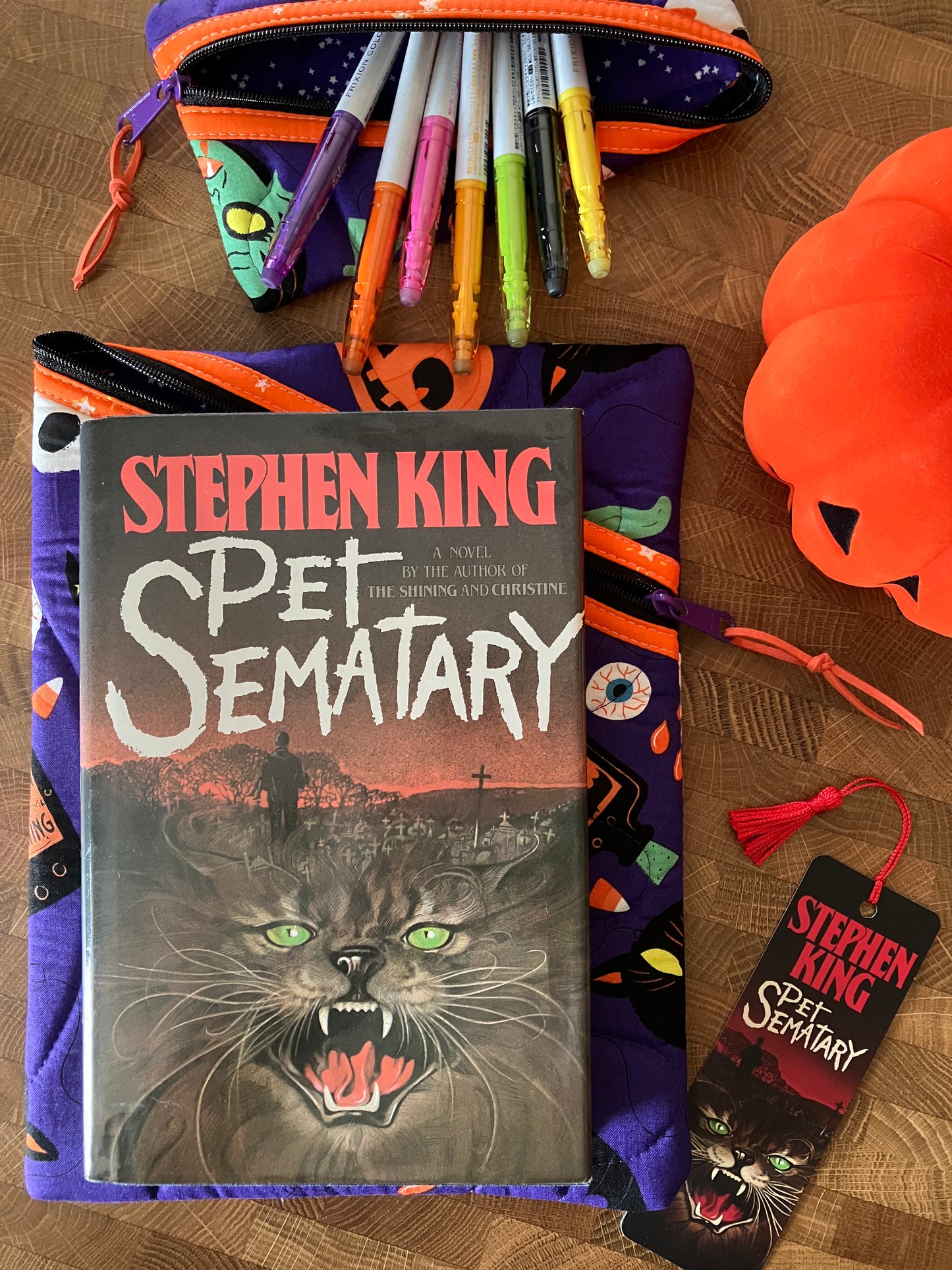 Halloween Book Pouch Set