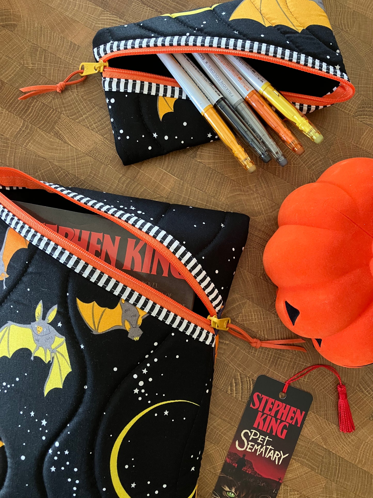 Batty Book Pouch Set