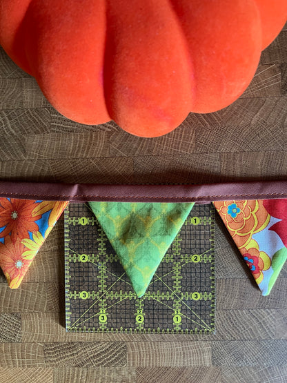 RETRO FALL FLORAL BITTY BANNER