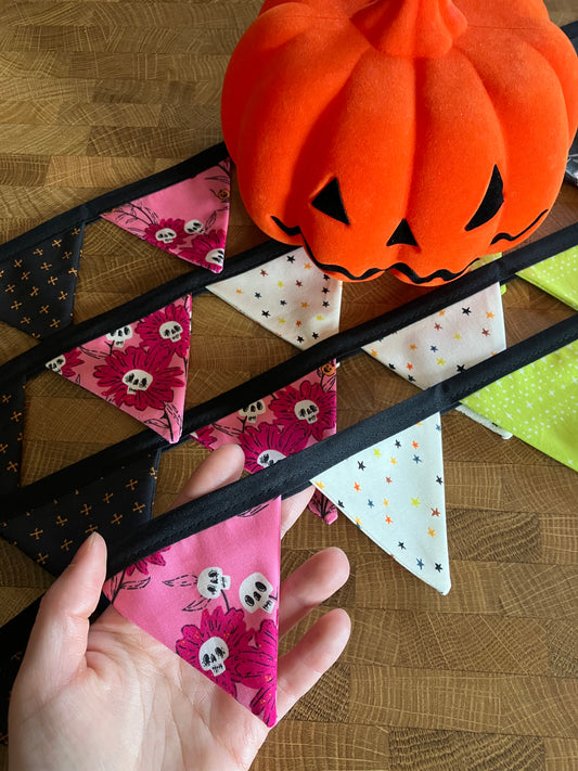 SPOOKY CUTE BITTY BANNER