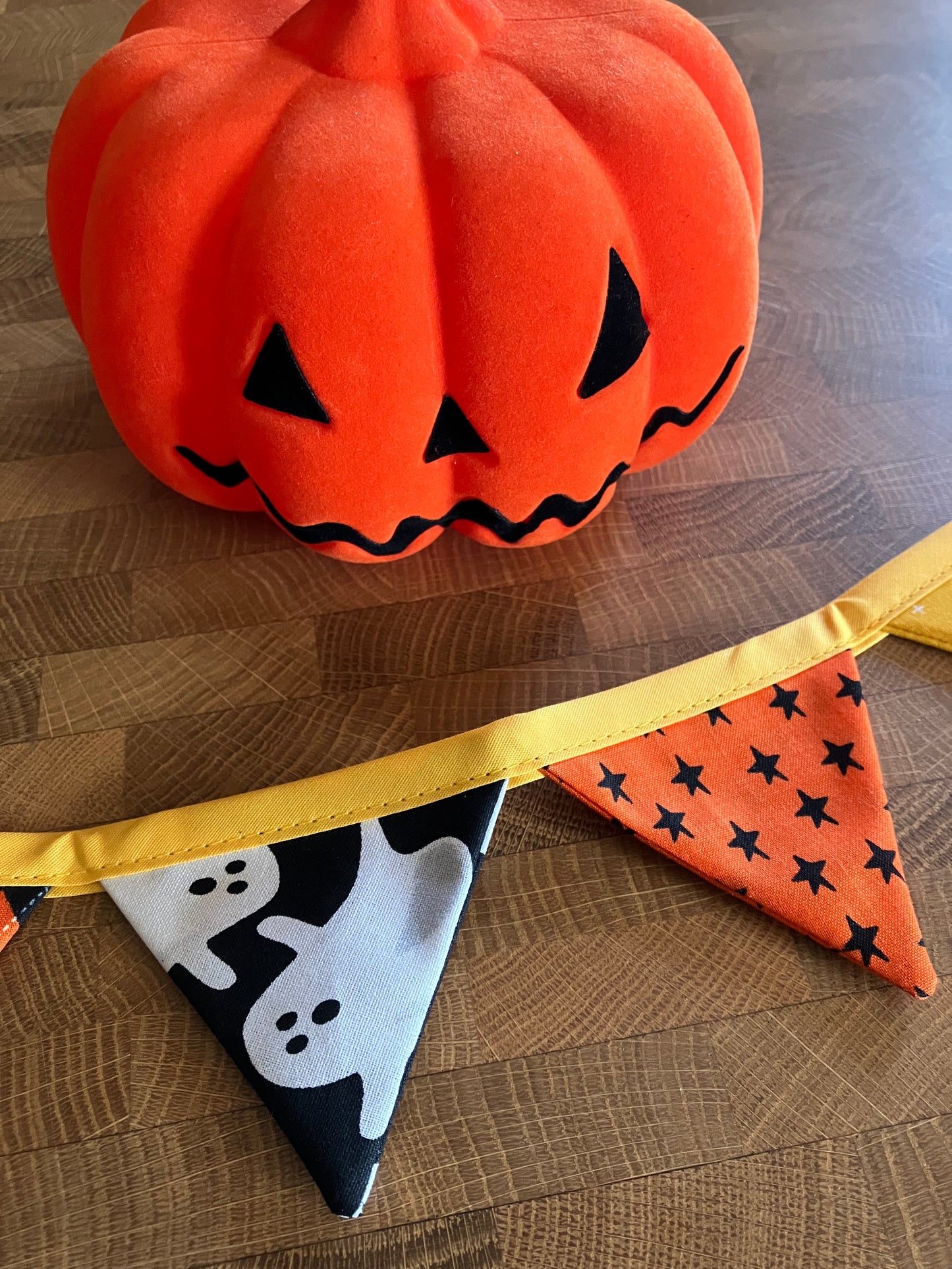 CANDY CORN VIBES BITTY BANNER