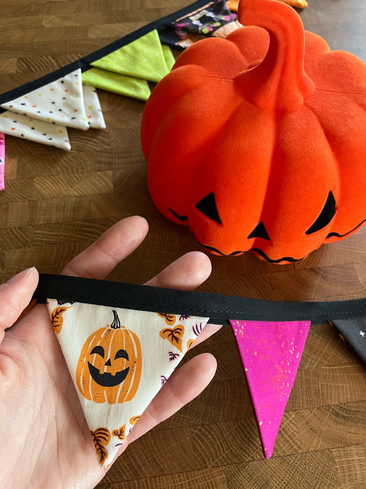 SPOOKY CUTE BITTY BANNER