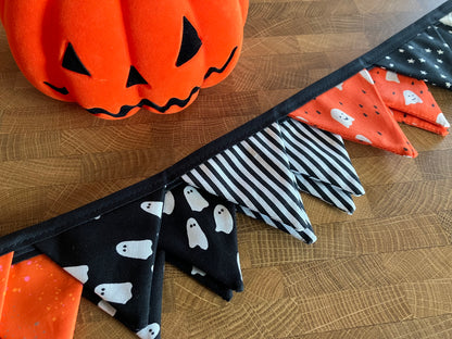HALLOWEEN NIGHT BITTY BANNER