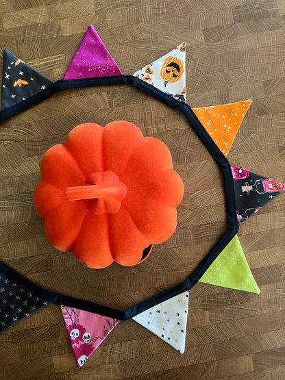 SPOOKY CUTE BITTY BANNER