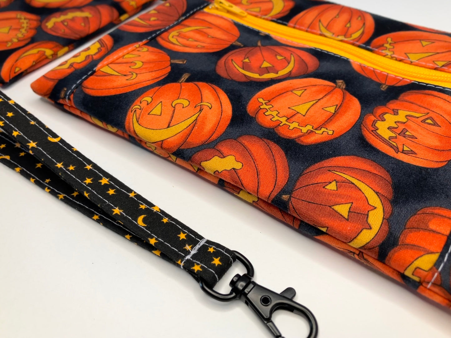 3-Piece Pumpkin Wristlet Set